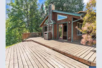 328 S 1st St, Mill City, OR 97360 - Photo 17