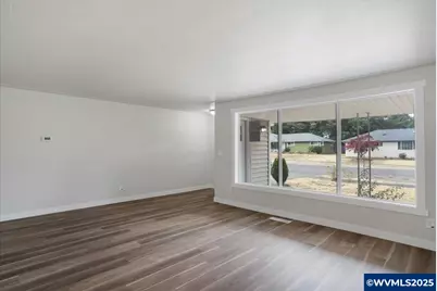 4830 Coloma Dr SE, Salem, OR 97302 - Photo 7