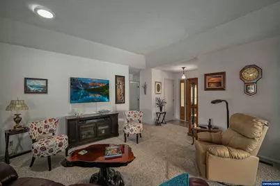 1624 Sunrise Cir NW, Salem, OR 97304 - Photo 9