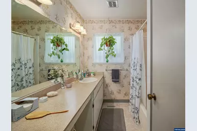 1624 Sunrise Cir NW, Salem, OR 97304 - Photo 23