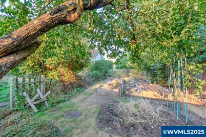 578 23rd St NE, Salem, OR 97301 - Photo 45
