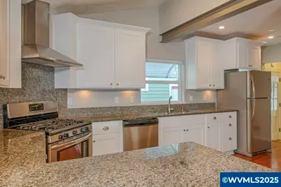 578 23rd St NE, Salem, OR 97301 - Photo 11