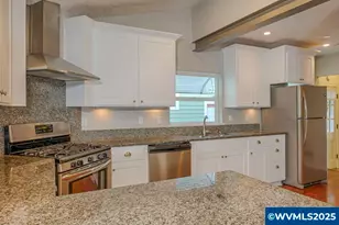 578 23rd St NE, Salem, OR 97301 - Photo 11