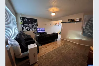 271 E Clay St, Monmouth, OR 97361 - Photo 3