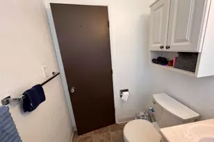 271 E Clay St, Monmouth, OR 97361 - Photo 9