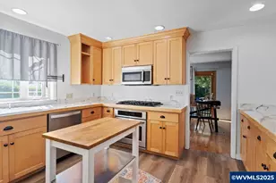 2880 Mountain View Dr S, Salem, OR 97302 - Photo 31