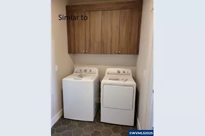 Lot B NW Crater Lake Dr, Dallas, OR 97338 - Photo 9