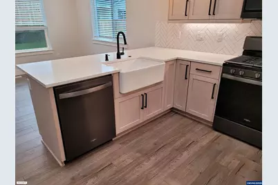 Lot C NW Crater Lake Dr, Dallas, OR 97338 - Photo 11