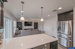 1819 SE Blueberry St, Dallas, OR 97338 - Photo 11