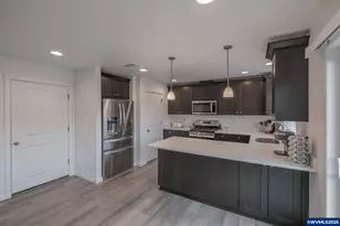 1819 SE Blueberry St, Dallas, OR 97338 - Photo 13