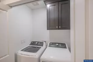 1819 SE Blueberry St, Dallas, OR 97338 - Photo 23