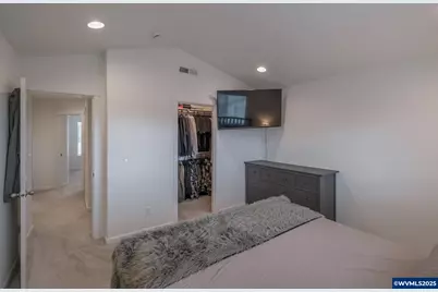 1819 SE Blueberry St, Dallas, OR 97338 - Photo 27