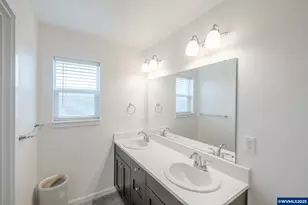 1819 SE Blueberry St, Dallas, OR 97338 - Photo 29