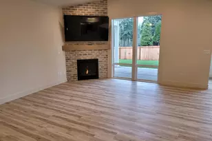 Lot E NW Crater Lake Dr, Dallas, OR 97338 - Photo 17