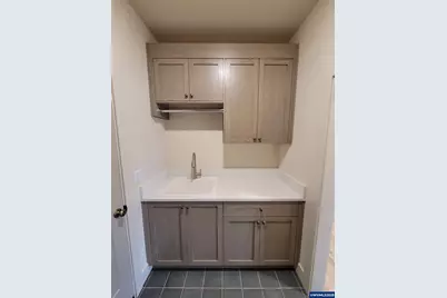 Lot E NW Crater Lake Dr, Dallas, OR 97338 - Photo 5