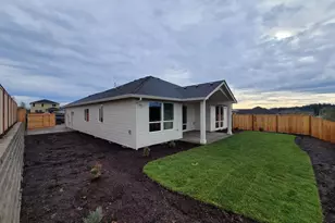 Lot E NW Crater Lake Dr, Dallas, OR 97338 - Photo 39