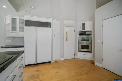 7002 Rainbow Dr SE, Salem, OR 97306 - Photo 13