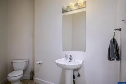 7002 Rainbow Dr SE, Salem, OR 97306 - Photo 17