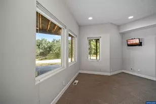 7002 Rainbow Dr SE, Salem, OR 97306 - Photo 39