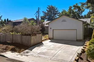 5573 Sugar Plum St SE, Salem, OR 97306 - Photo 3