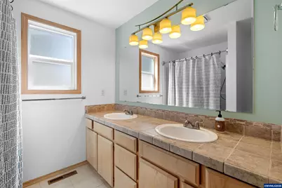 5573 Sugar Plum St SE, Salem, OR 97306 - Photo 31