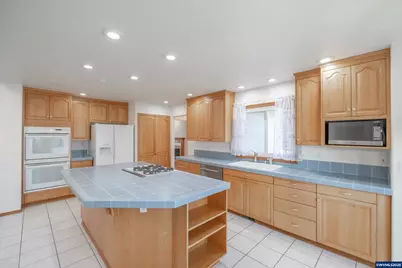 2603 Mountain View Dr SE, Albany, OR 97322 - Photo 11