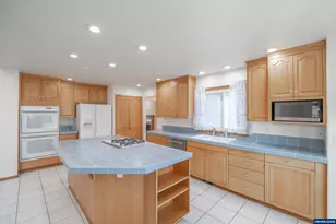 2603 Mountain View Dr SE, Albany, OR 97322 - Photo 11