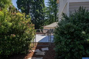 2872 Bluff Ave SE, Salem, OR 97302 - Photo 5