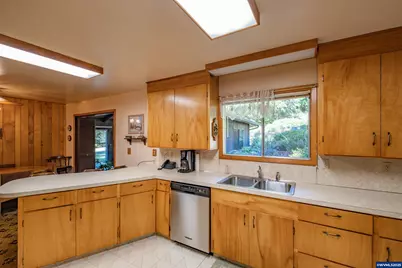 23547 Woods Creek Rd, Philomath, OR 97370 - Photo 13