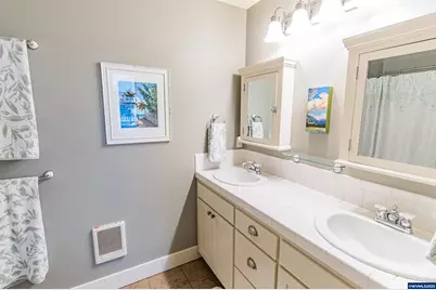 611 SW 27th Wy, Lincoln City, OR 97367 - Photo 13