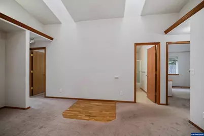 484 Travis Ct NE, Salem, OR 97301 - Photo 7