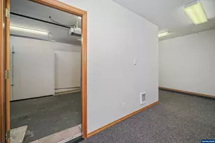 484 Travis Ct NE, Salem, OR 97301 - Photo 33