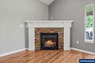 6068 NE Tuscan Lp, Albany, OR 97321 - Photo 9