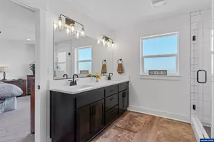 449 NE Pine St, Sublimity, OR 97385 - Photo 29