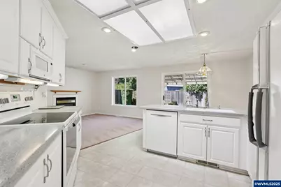 4729 Jade St NE, Salem, OR 97303 - Photo 29