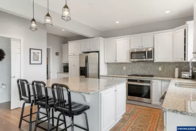 2175 Churchill Av SE, Salem, OR 97302 - Photo 17