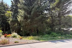 125 Sea Crest (R501090) Dr, Otter Rock, OR 97369 - Photo 15