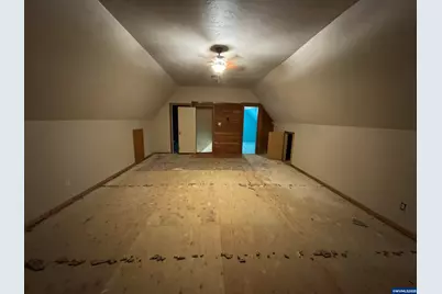 389 C St, Independence, OR 97351 - Photo 21