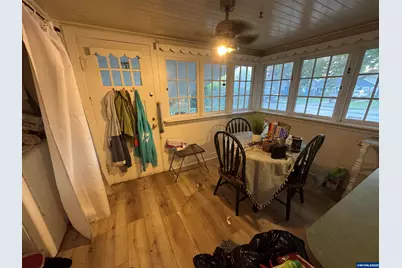 389 C St, Independence, OR 97351 - Photo 5