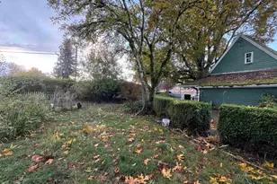 389 C St, Independence, OR 97351 - Photo 31