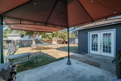 1128 29th Av, Sweet Home, OR 97386 - Photo 33