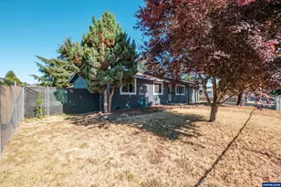 1128 29th Ave, Sweet Home, OR 97386 - Photo 7