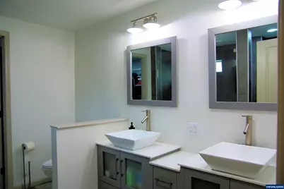 2511 Robinhood Ln NW, Albany, OR 97321 - Photo 19