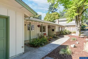 970 NW Conifer Bl, Corvallis, OR 97330 - Photo 3