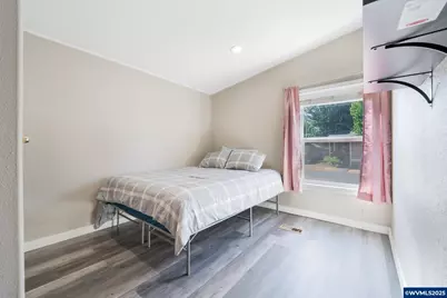 124 Carmel Dr, Aumsville, OR 97325 - Photo 11