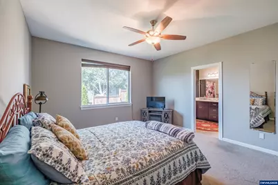 2414 Cherry Blossom Dr NW, Salem, OR 97304 - Photo 29