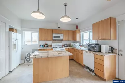 55 Q St, Cottage Grove, OR 97424 - Photo 33