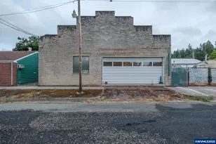 55 Q St, Cottage Grove, OR 97424 - Photo 15