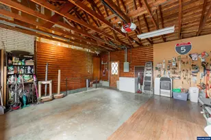 402 Northside Rd, Sutherlin, OR 97479 - Photo 45