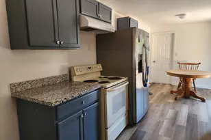 4061 Hawthorne Ave NE, Salem, OR 97301 - Photo 3